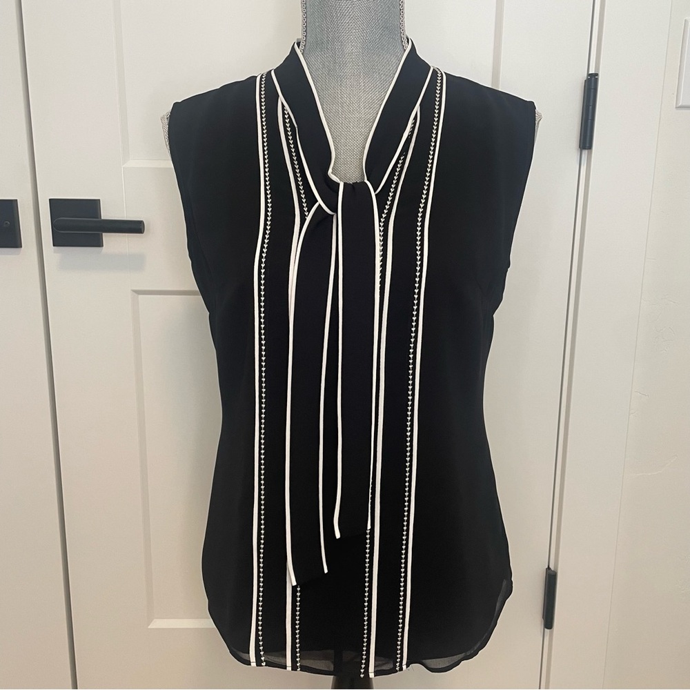 White House Black Market Sleeveless Blouse, Size 0